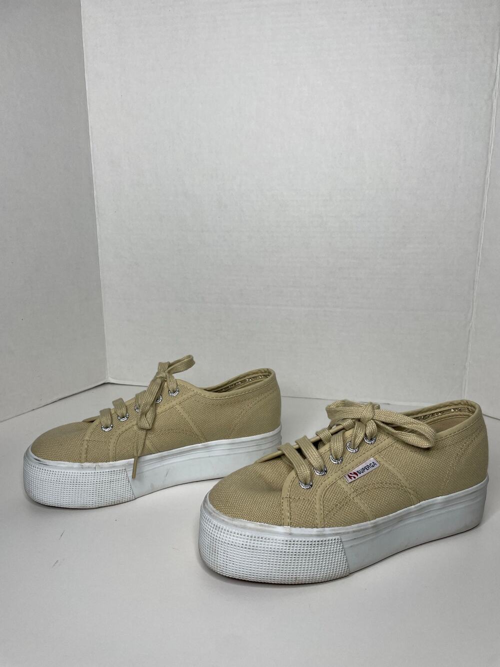 SUPERGA 2790 Womens Platform Lace Up Sneakers 36